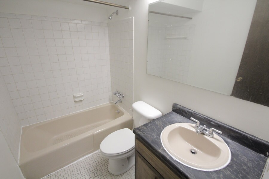 Building Photo - 315 S Trenton Ave