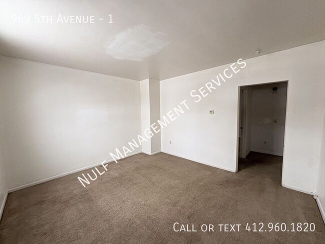 Building Photo - 2 Bed, 1 Bath Apartment in McKeesport