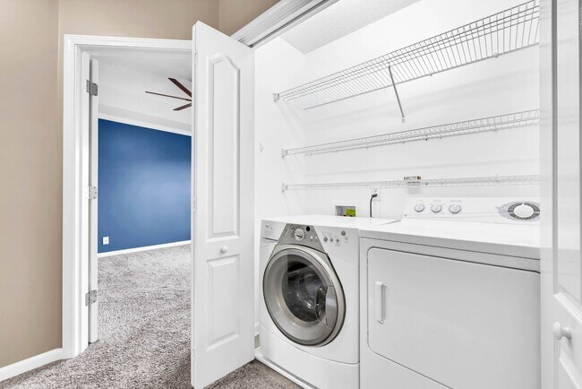 Building Photo - 3 Bedroom Pet Friendly Home For Rent With ...