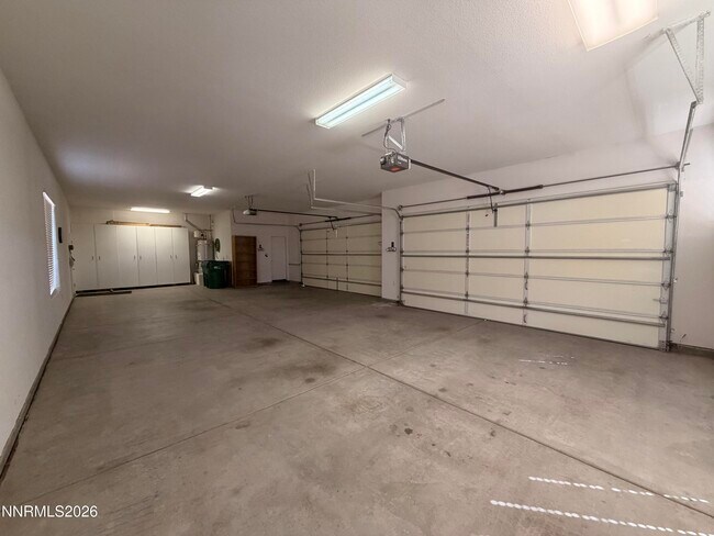 Building Photo - 4450 Desert Vista Ct