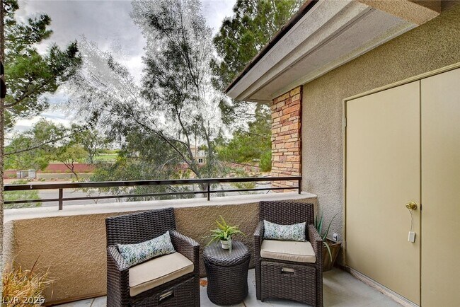 Building Photo - 656 Peachy Canyon Cir