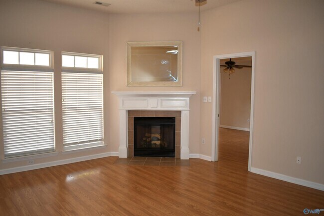 Building Photo - 117 Millside Ln NW