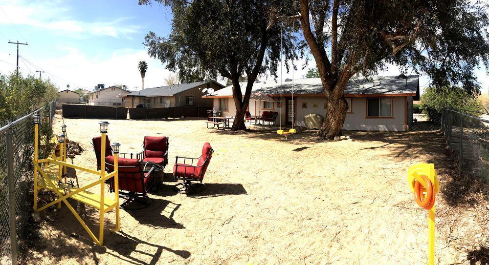 Building Photo - 73829 S Slope Dr