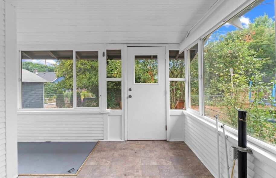 Building Photo - 7225 N Lombard St