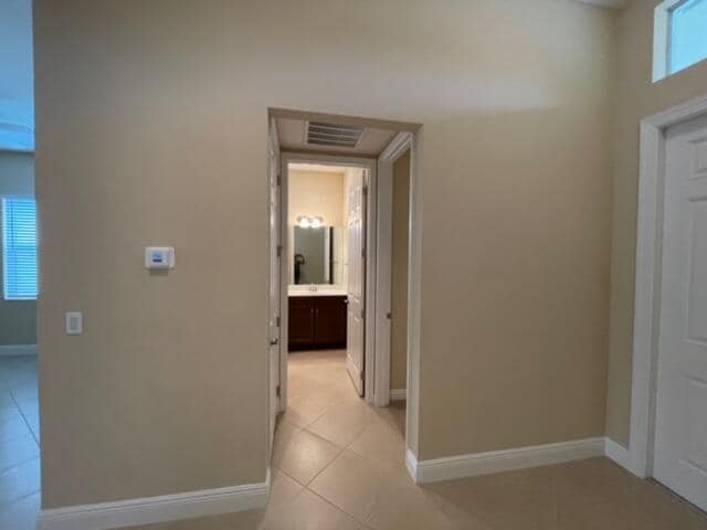 Building Photo - 2830 Bellarosa Circle
