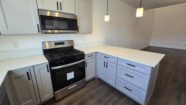 Building Photo - 12977 S Oberon Ln