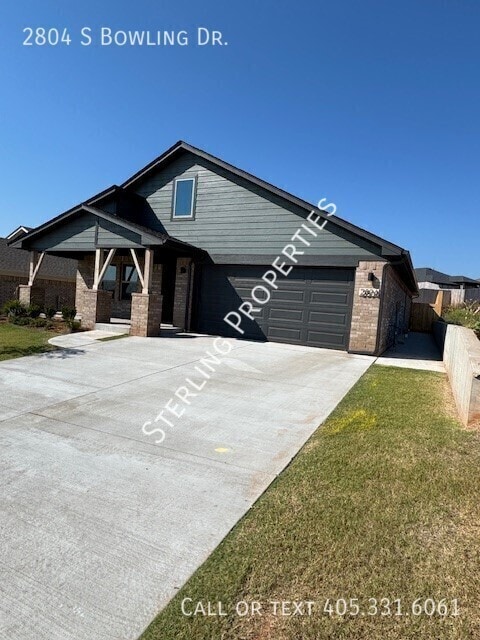 Building Photo - 2804 S Bowling Dr