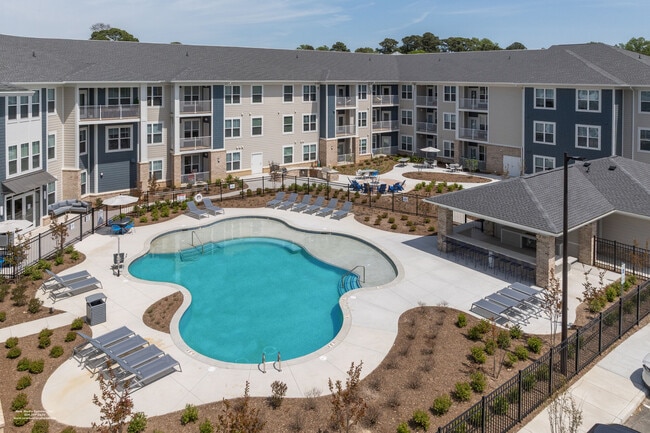 Building Photo - Attain at Chic's Beach