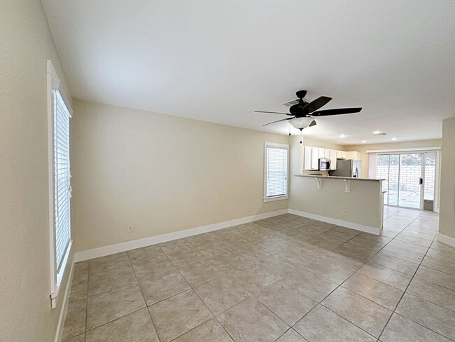 Building Photo - SINGLE STORY 3 BEDROOM HOME IN HENDERSON