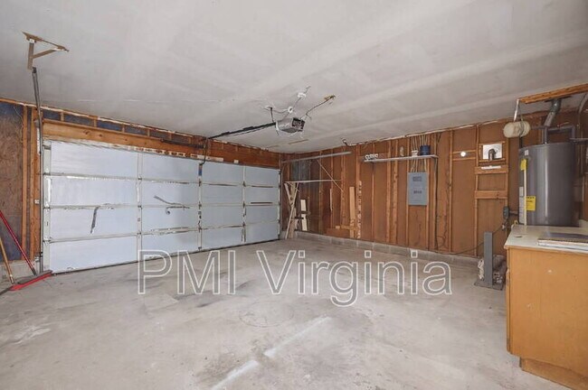 Building Photo - 1213 Ruxton Ct