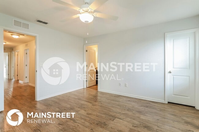 Building Photo - 516 Eiseman Wy