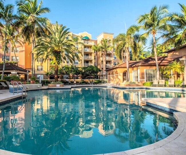 Building Photo - 19655 E Country Club Dr