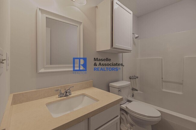 Building Photo - 1212 Barnett Bend Cir