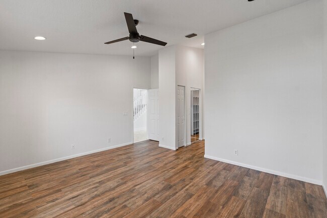 Building Photo - 23330 Torre Cir