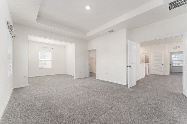 Building Photo - 1386 NW 132nd Cir