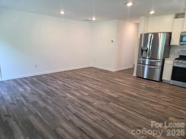 Building Photo - 723 Espresso Dr