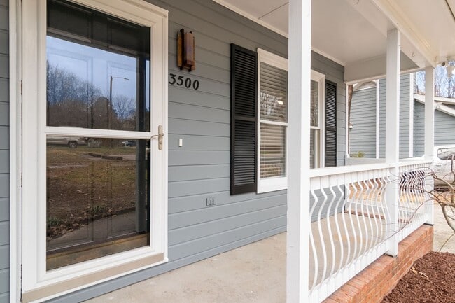 Building Photo - Freshly Updated! Beautiful 3 Bedroom, 2 Bath Ranch with Private wooded lot - Pet Friendly!