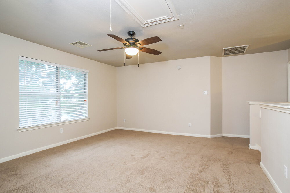 Building Photo - 14819 Olde Manor Ln