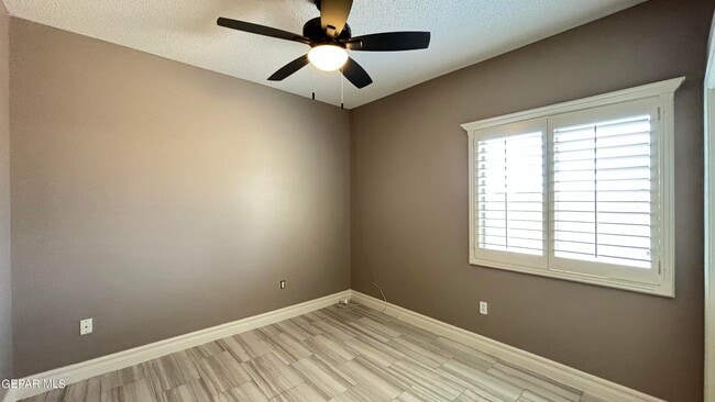Building Photo - 14193 Honey Point Dr