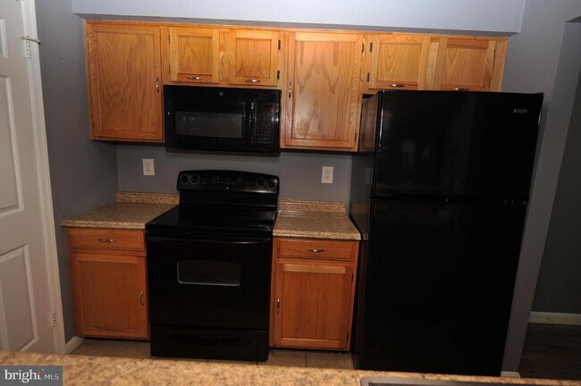 Building Photo - 5707 Olde Mill Ct