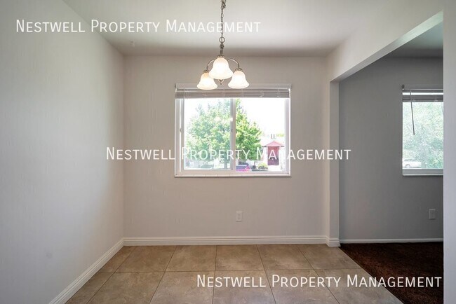 Building Photo - 8455 S Westridge St