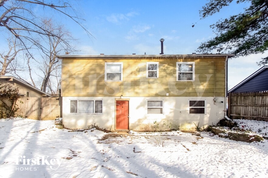 Building Photo - 3526 N Faculty Dr