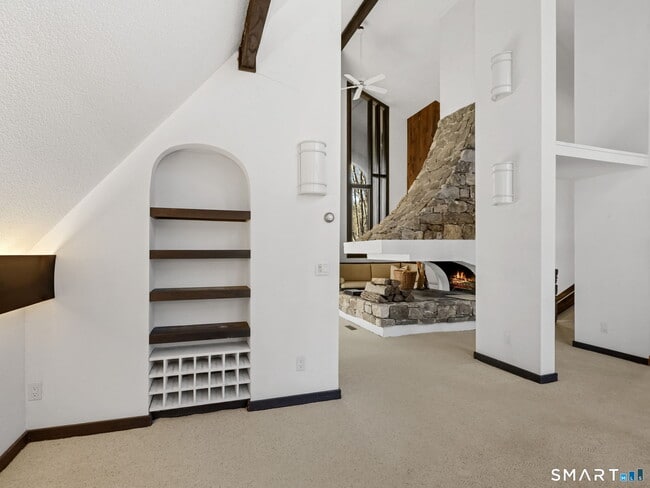 Building Photo - 484 Cognewaugh Rd