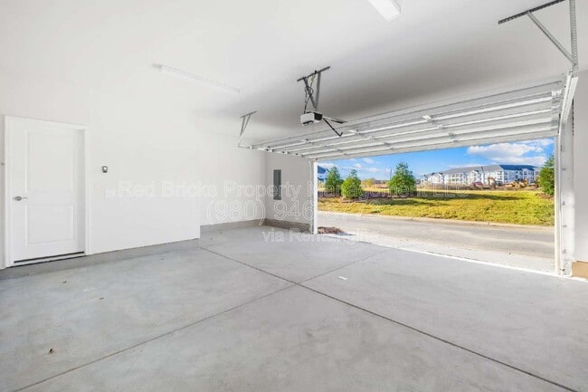 Building Photo - 8924 Connover Hall Ave