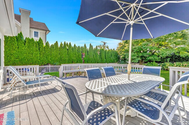 Building Photo - 204 Washington Blvd