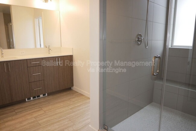 Building Photo - 2444 NW 64th St