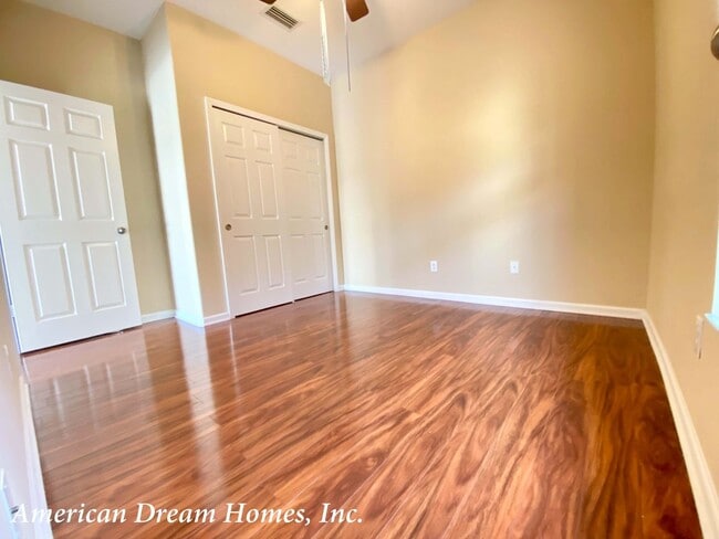 Building Photo - 10973 Willow Ridge Loop