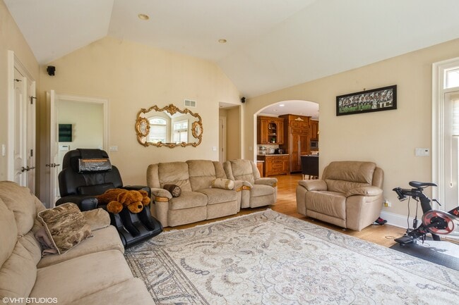 Building Photo - 3415 Prestwick Ln