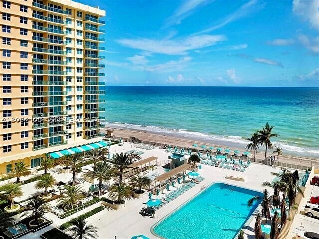 Building Photo - 2501 S Ocean Dr