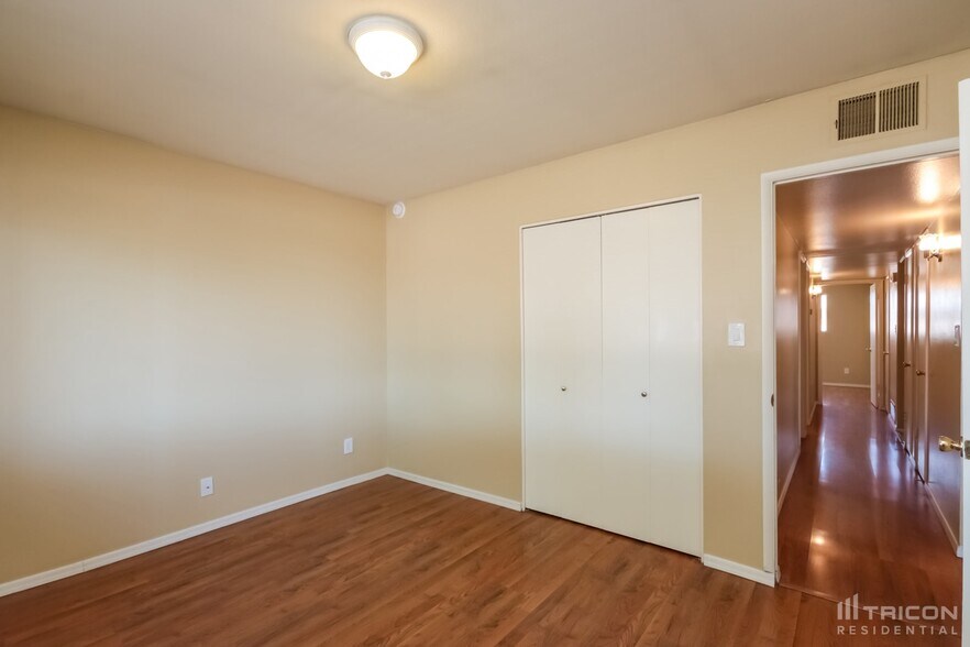 Building Photo - 3202 W Wood Dr