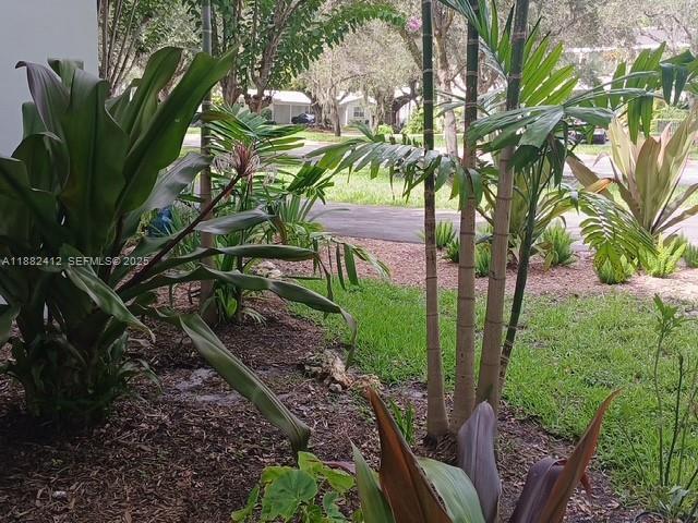 Building Photo - 2828 Segovia St