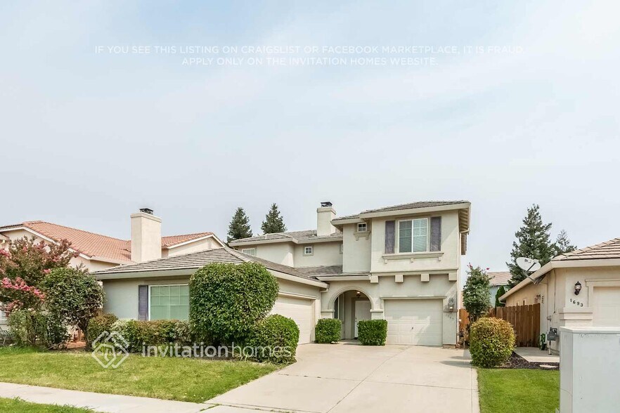 Building Photo - 1687 Presidio Way