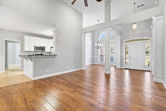 Building Photo - 1711 Piedmont Dr.