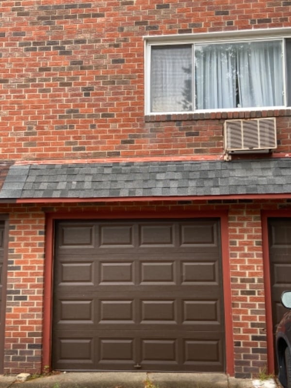 Building Photo - 6518 N Camac St