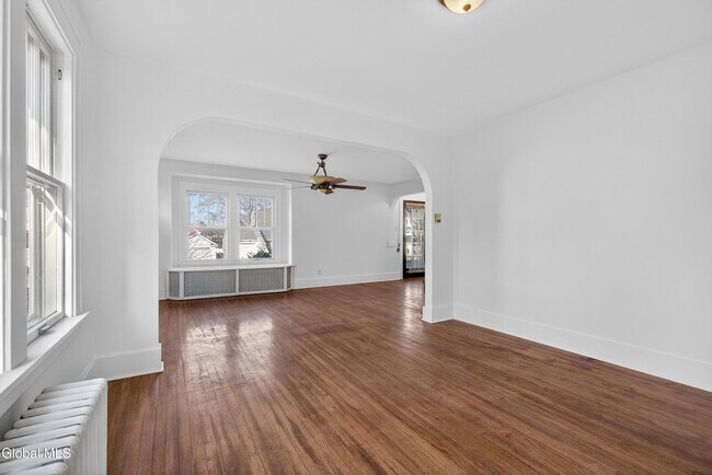 Building Photo - 1418 Garner Ave