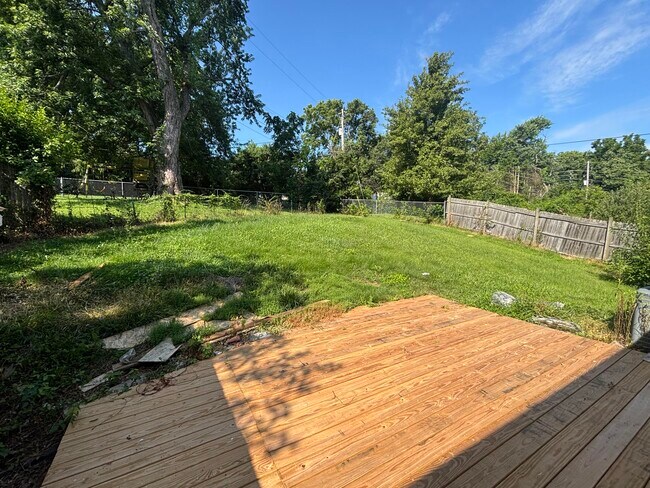 Building Photo - 3365 Hartston Dr