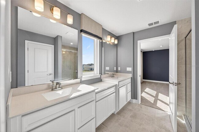 Building Photo - 6408 Domizio Dr