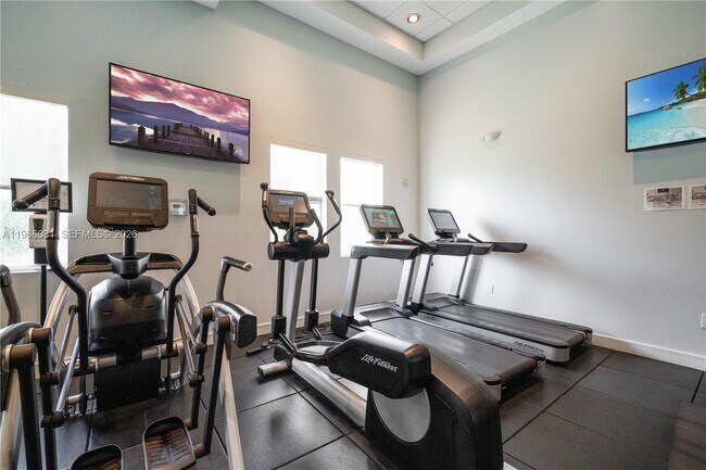 Building Photo - 5300 NW 87th Ave