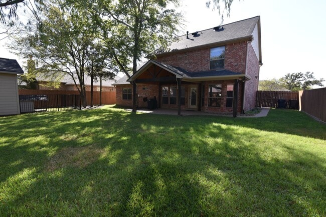 Building Photo - Great 4 Bedroom 2.5 Bathroom, In Bridle Ga...