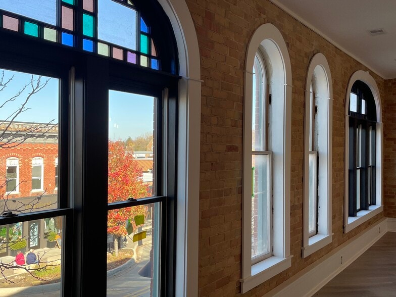 Building Photo - 516 Phoenix St