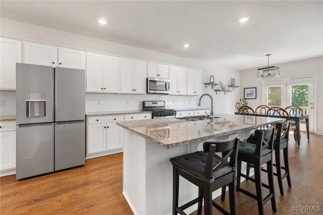 Building Photo - 5713 Brailen Dr