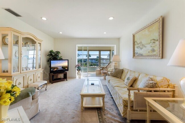 Building Photo - 315 St Andrews Blvd