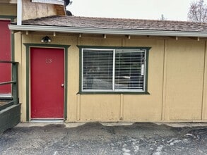 Building Photo - 2 BR in Idyllwild