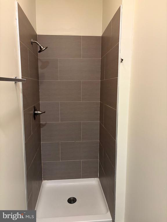 Building Photo - 1535 Cecil B. Moore Ave