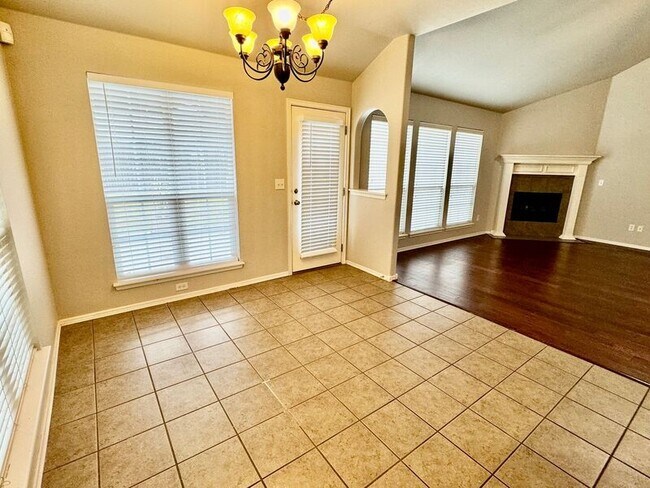 Building Photo - 8916 N 155th E Ave