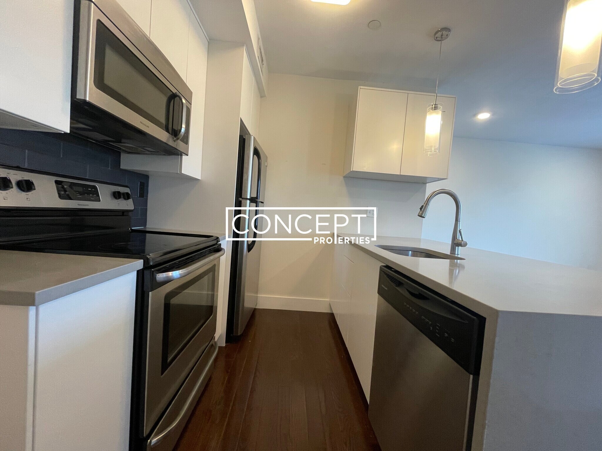 Building Photo - 659 Massachusetts Ave